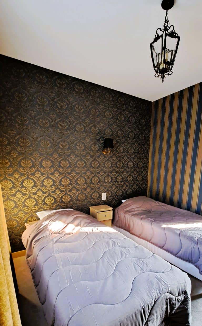Chambre hebergement - Château de La Rolandière en Indre et Loire près de Tours (37)