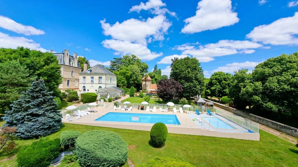 piscine - château de La Rolandière près de Tours (37)